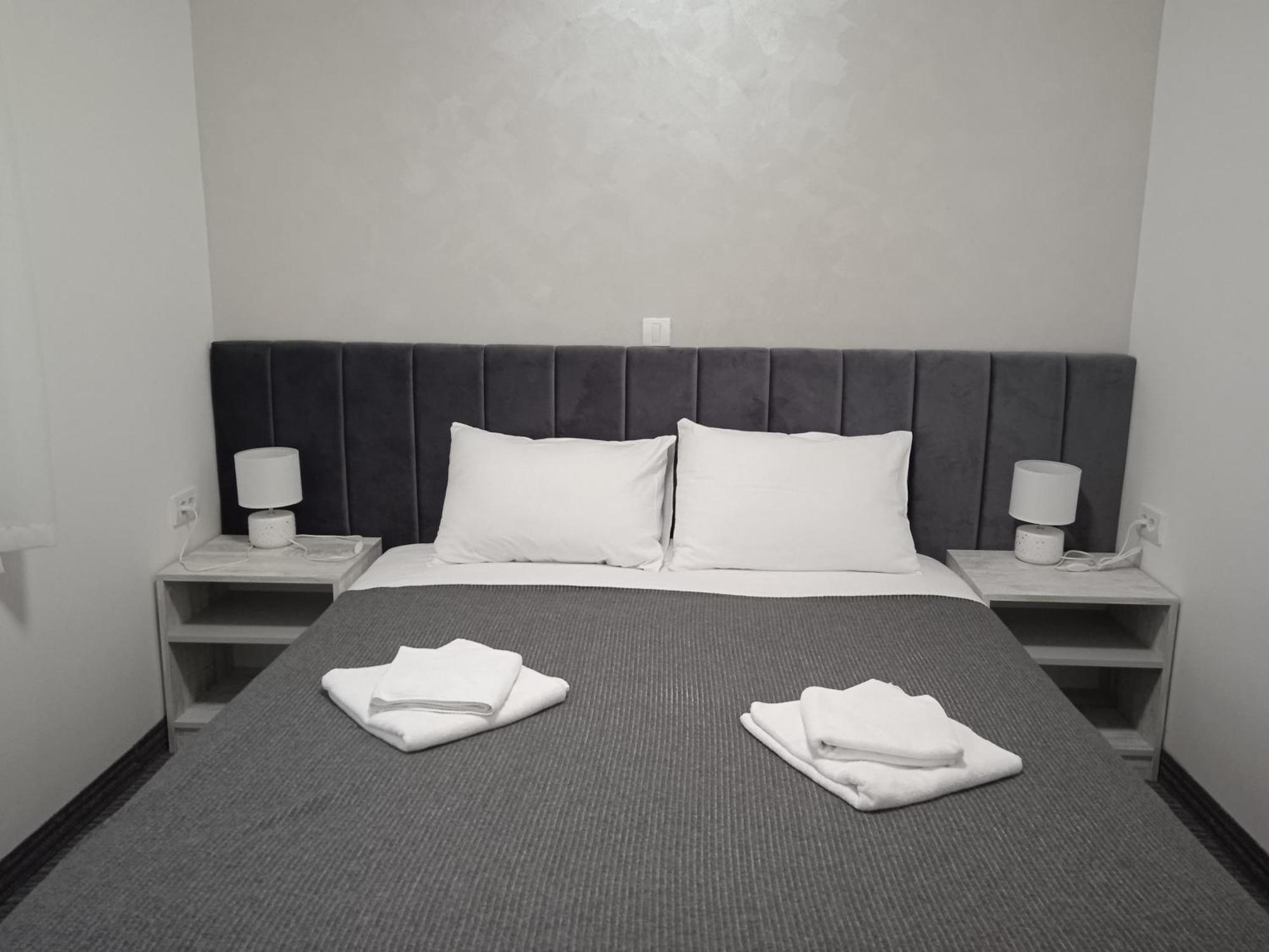 Navigator Hotel ปาลิช ห้อง รูปภาพ