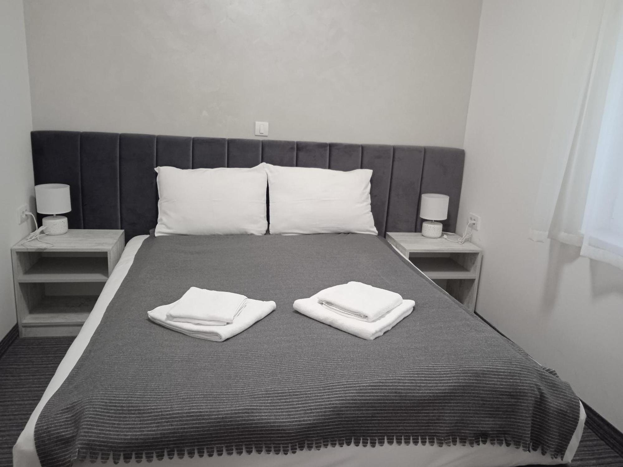 Navigator Hotel ปาลิช ห้อง รูปภาพ